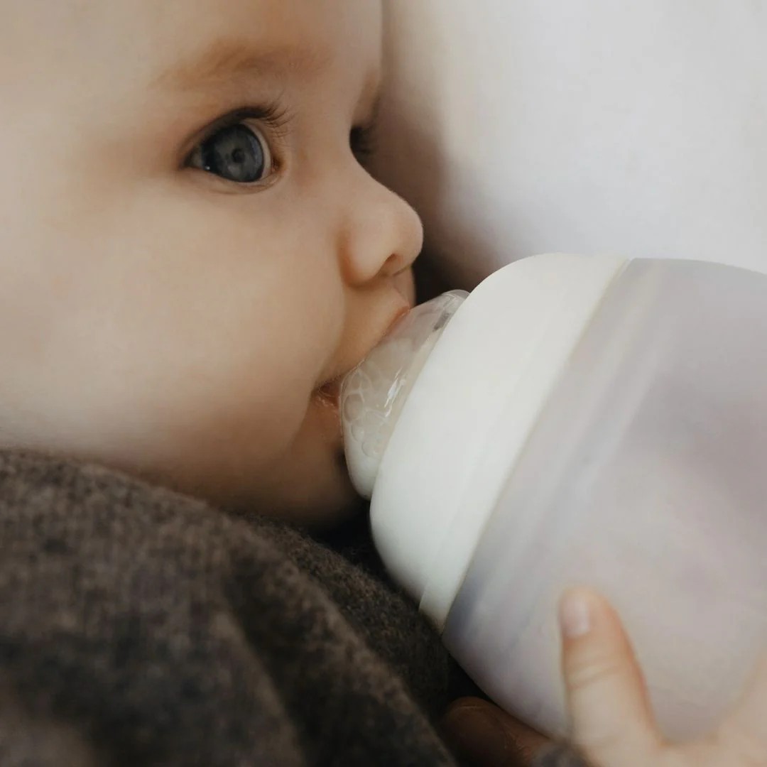 Бутылочка для молока / Anti-colic baby bottle 150 ml | Milk 0m+