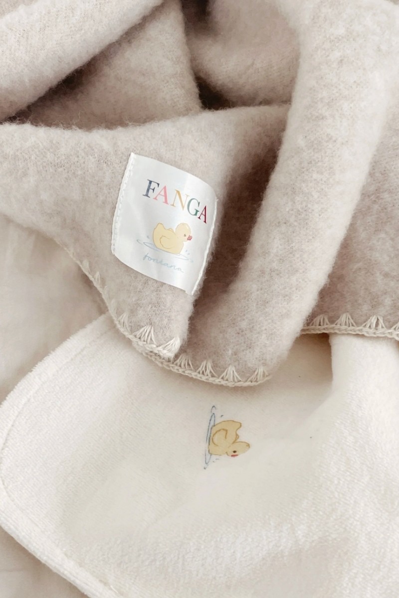 Шерстяной плед для новорожденного / Erba Baby Blanket